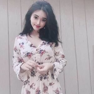 Meet your Posher, Anne